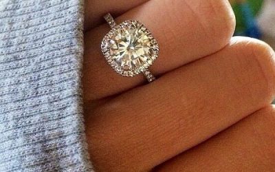 No, You Don’t Need a Huge Engagement Ring